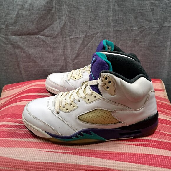 Shoe Jordan Grape Size 11 Nike Air Jordan Retro Grape Size 11 OG V
